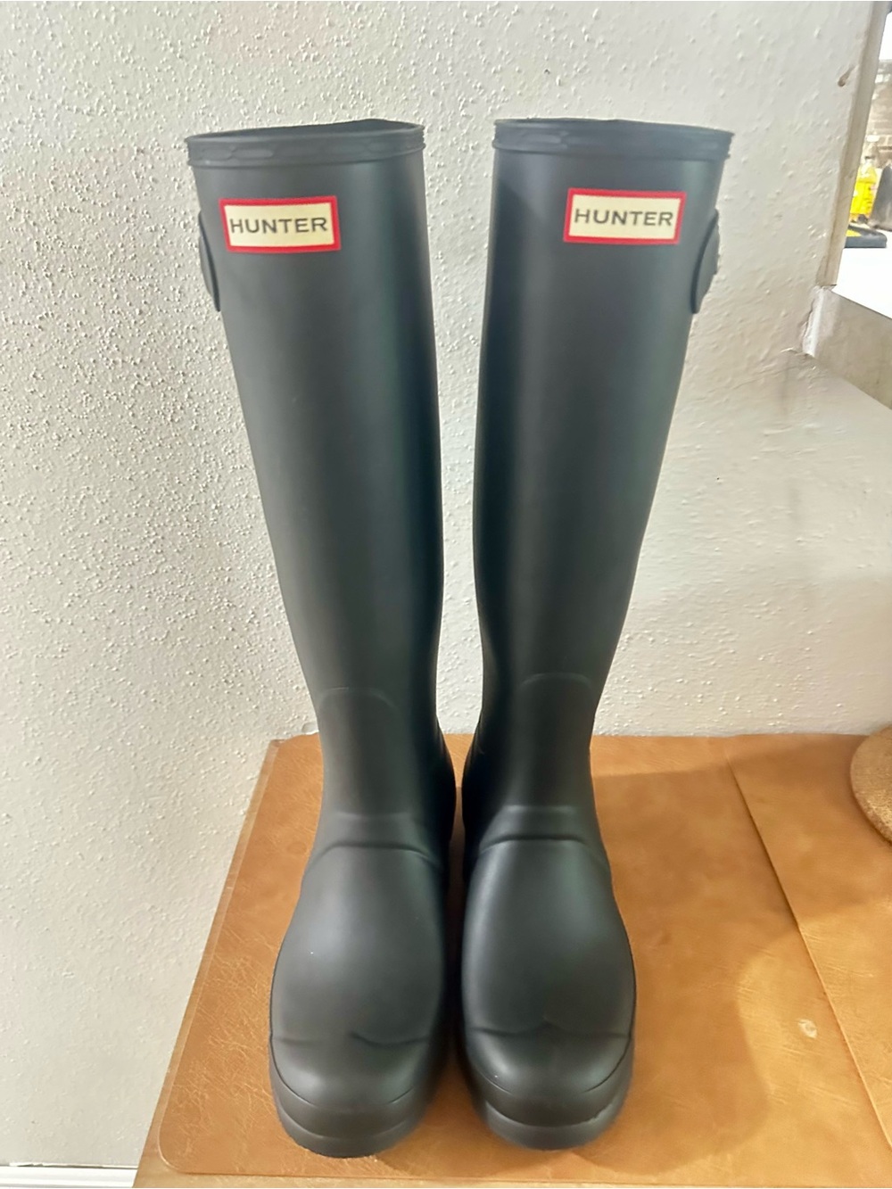 Hunter Black Tall Gloss Rain Boots with Red Logo
